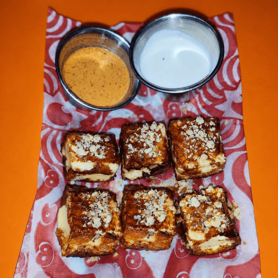 Queso halumni + salsa