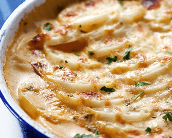 Creamed potatoes as a side dish