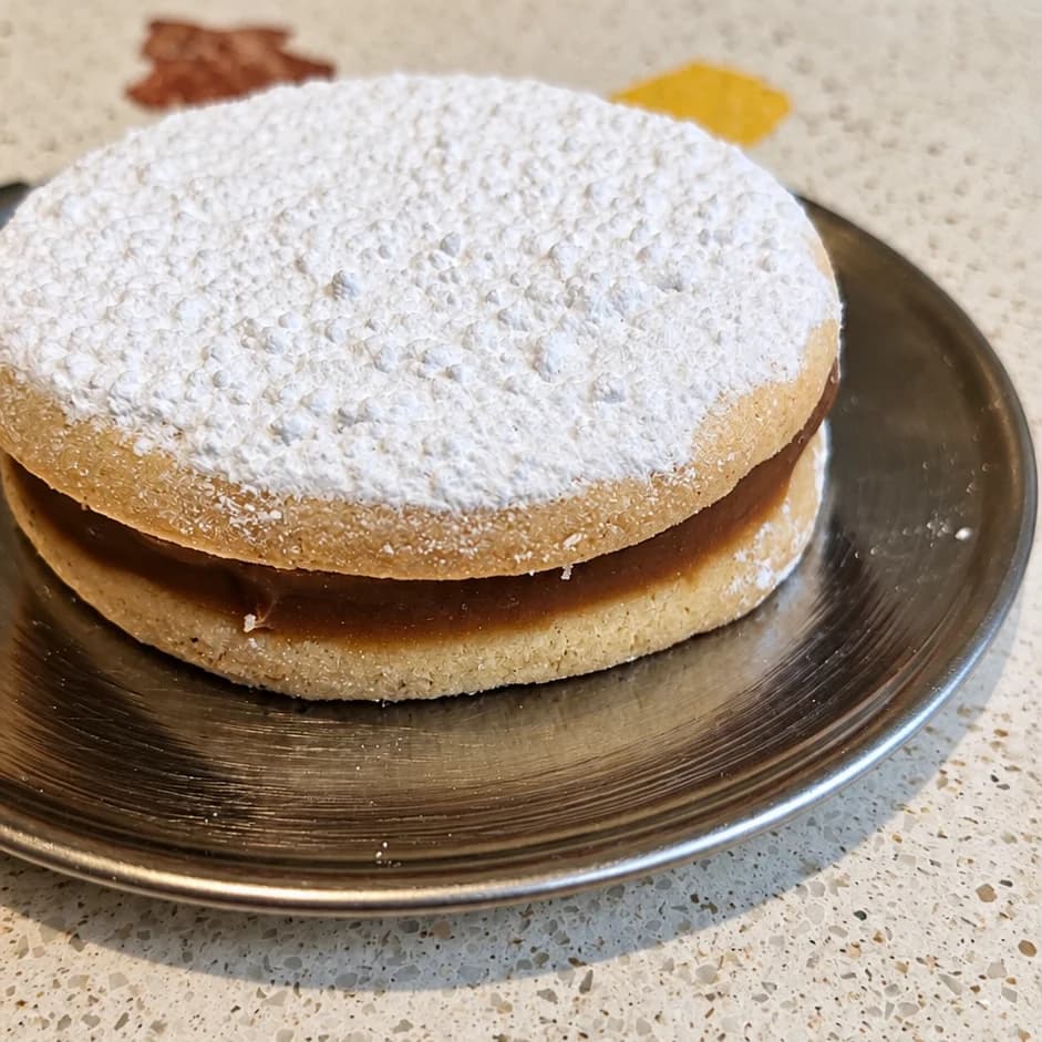 Alfajor con azucar impalpable