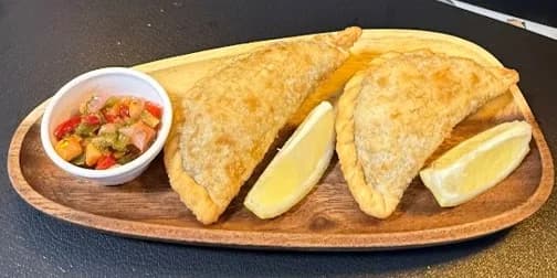 Duo de Empanadas de Res