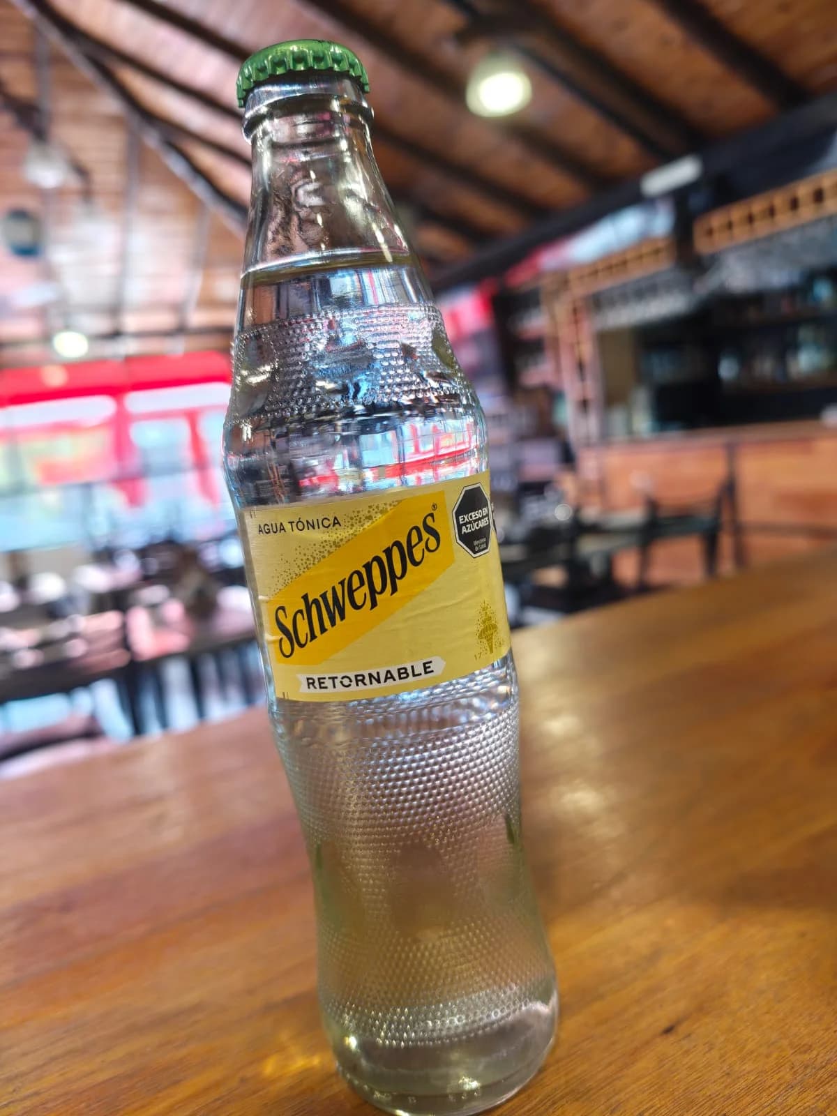 Schweppes Tónica