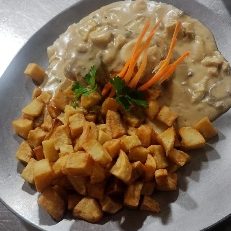 Classic chicken stuffed with ham and cheese