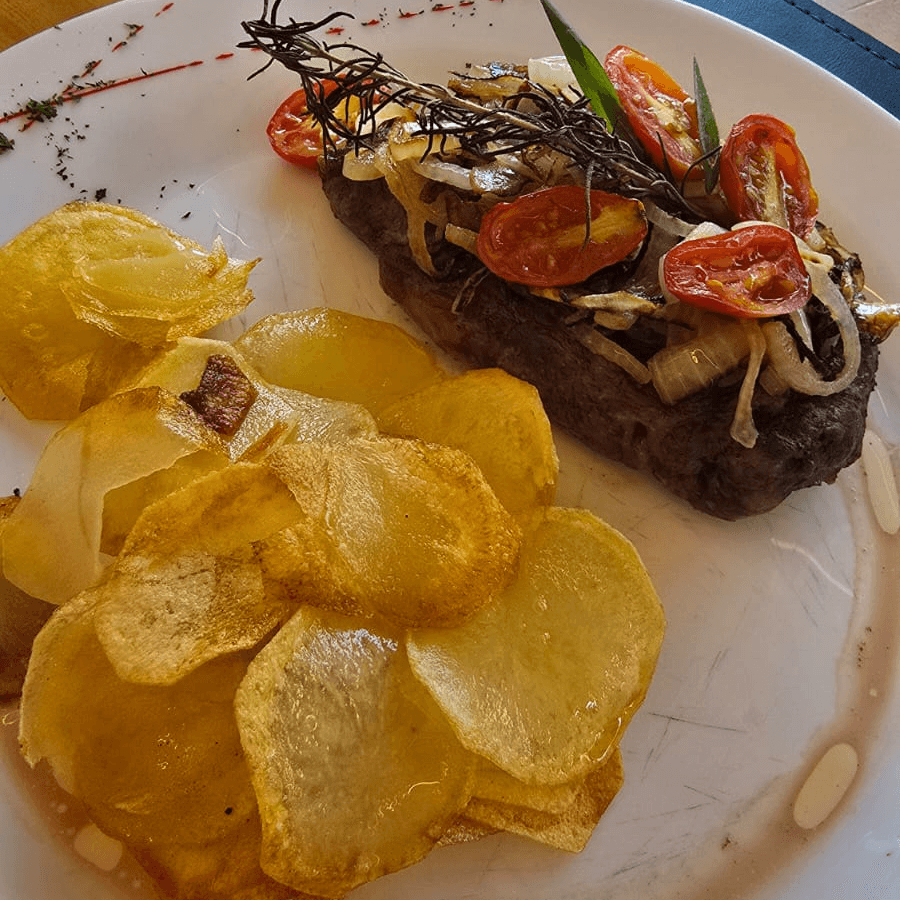 Ribeye steak with Spanish potatoes